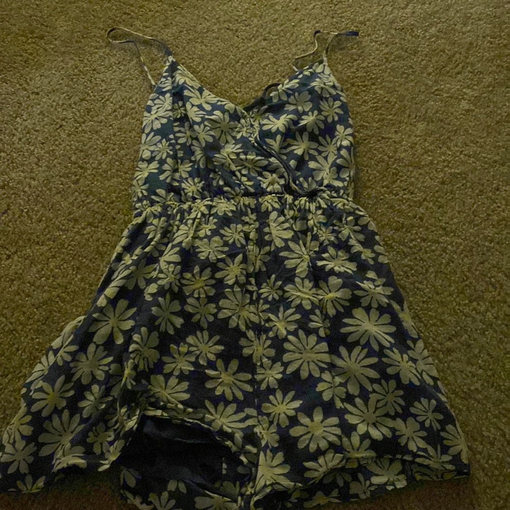 American eagle romper- NEW